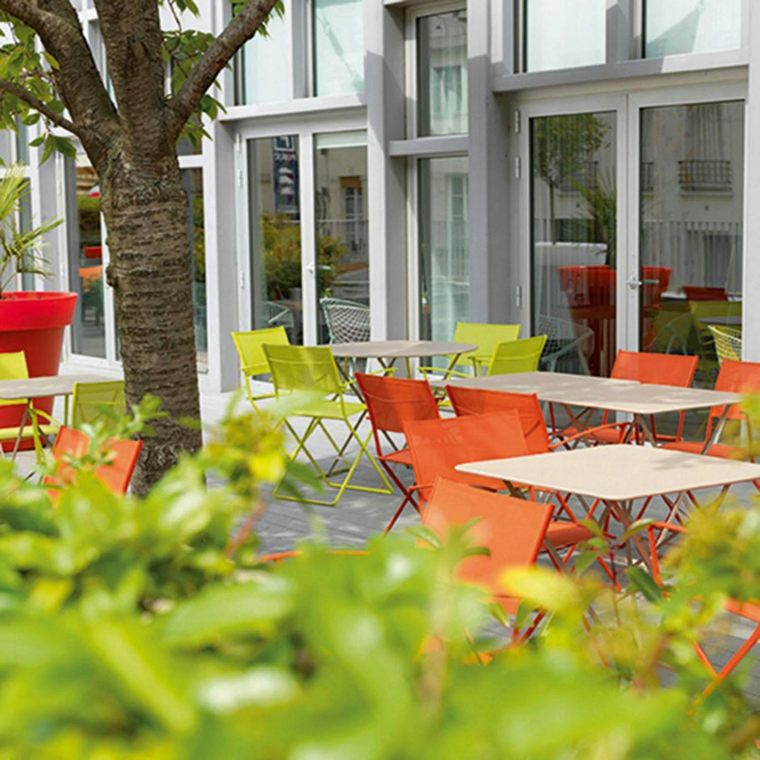 Bistro Table Ø96, Capucine 3 Bistro Table Ø96, Capucine - Afbeelding 2