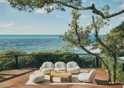 Gubi Pacha Outdoor Loungestoel, Dedar Libera 003, Mosgroene Voet -Meubelwinkel gubi pacha outdoor loungestoel 17