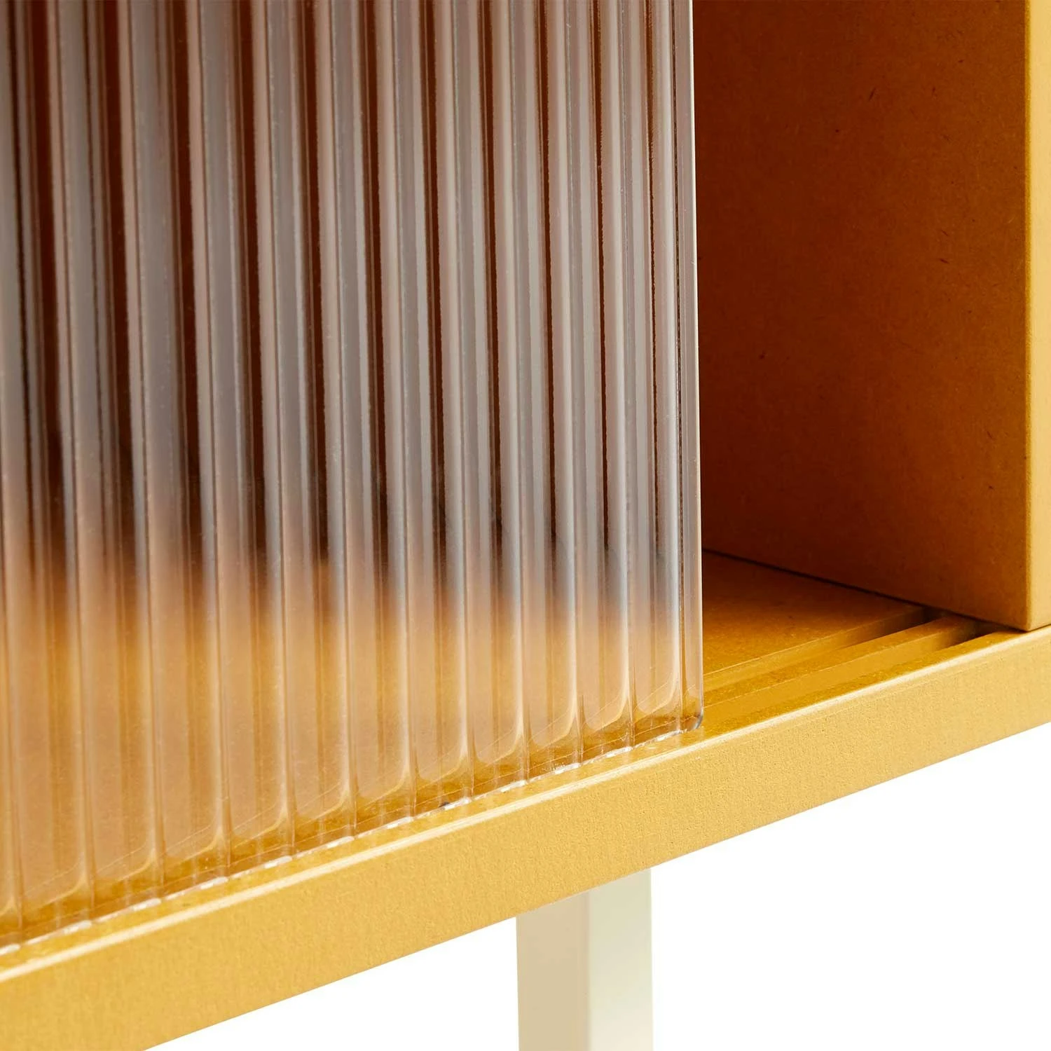 Hay Colour Cabinet Vitrinekast, Glazen Deur / Geel 5 Hay Colour Cabinet Vitrinekast, Glazen Deur / Geel - Afbeelding 3