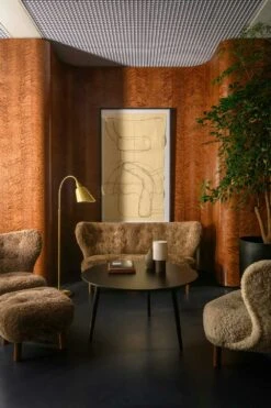 &Tradition Little Petra VB1, Loungestoel Set, Wit Geolied Eiken / Sheepskin Sahara -Meubelwinkel tradition little petra vb1 loungestoel set 56