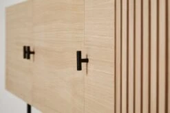 Woud ARRAY Dressoir 180 Cm, Wit Gepigmenteerd Eiken 12 Woud ARRAY Dressoir 180 Cm, Wit Gepigmenteerd Eiken -Meubelwinkel woud array dressoir 180 cm 22